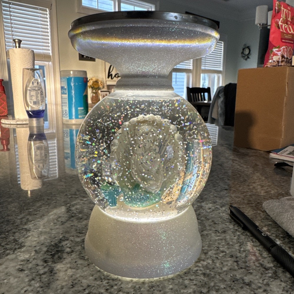 Bath & Body Works Water Globe Light Up Pearl Mermaid Candle Holder Pedestalโ